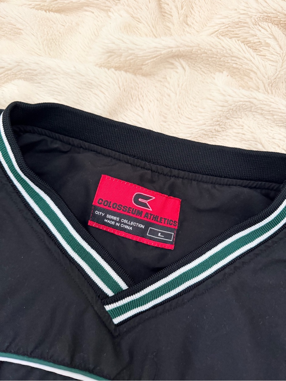 Philadelphia Eagles vintage crew neck sweatshirt Colosseum Athletics v-neck Sz L - Picture 6 of 6
